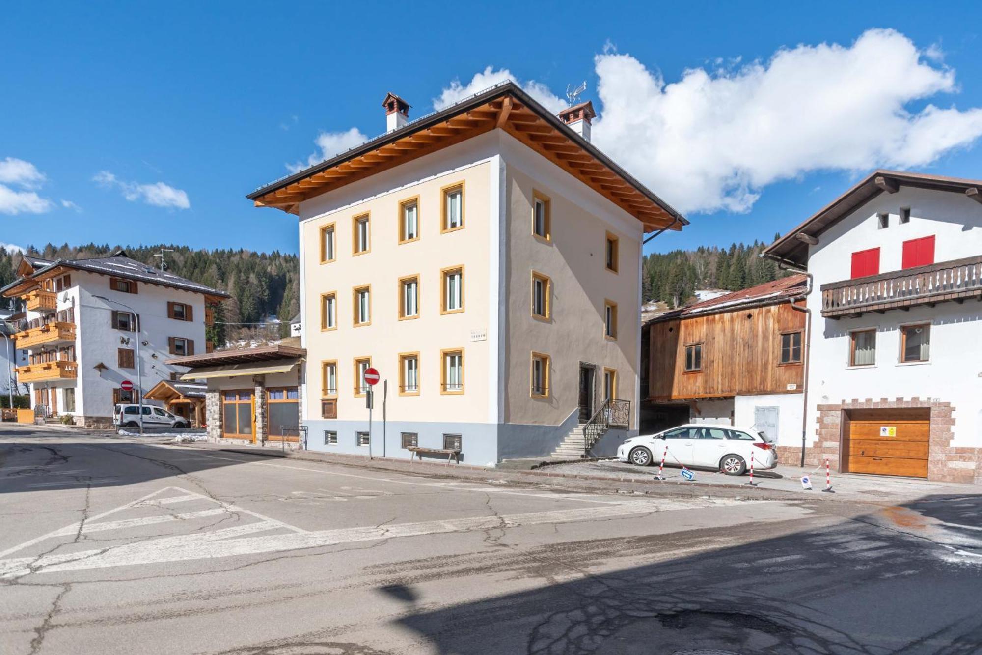 Casa Caviola Centro Apartment Falcade Exterior photo